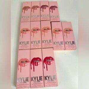 Kylie Jenner Liquid Lipstick And Lip Liner !